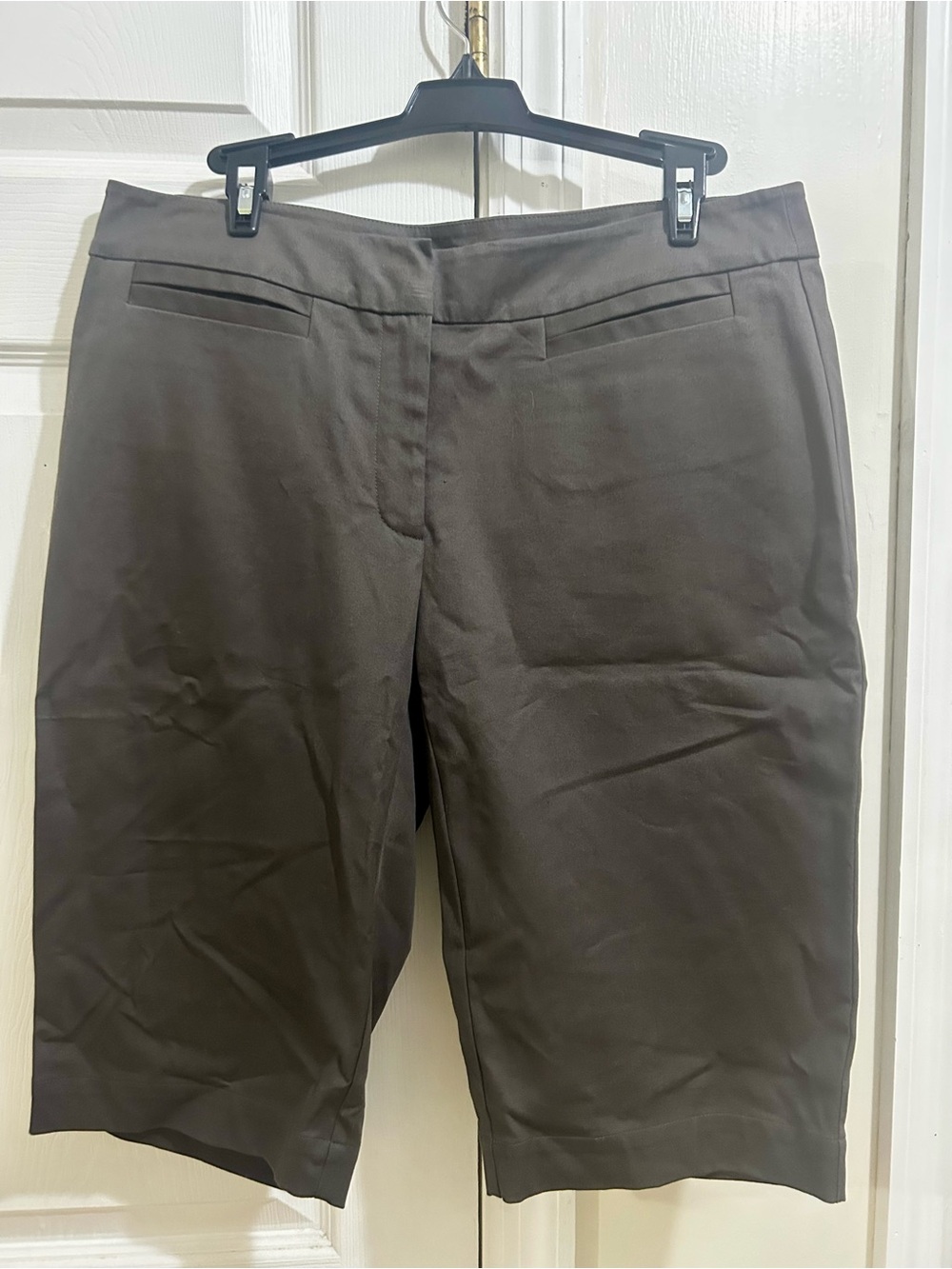 Eileen Fisher Gray Green Cotton Bermuda Shorts Generous Size Small - Runs Large